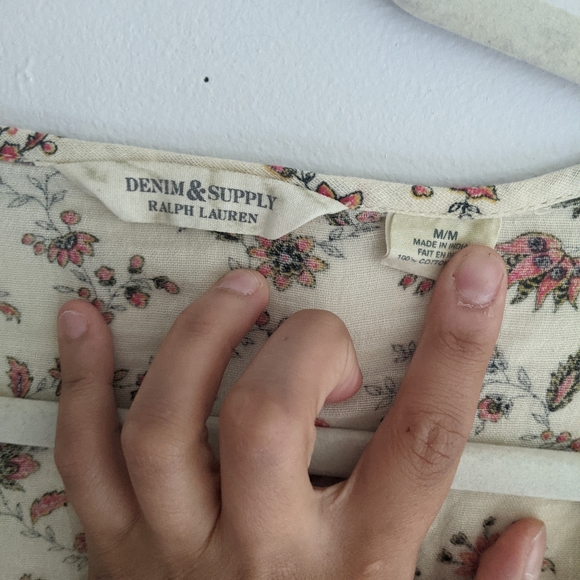 Ralph Lauren denim and supply floral blouse - Picture 4 of 4